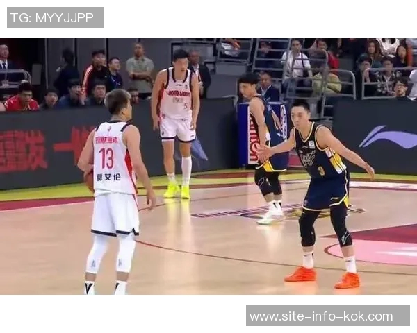 王洪泽表现抢眼10投6中斩获15分8篮板其中5个前场篮板助力球队 王洪泽表现抢眼10投6中斩获15分8篮板其中5个前场篮板助力球队