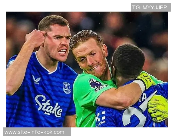 英超年度回顾盖耶掌掴基恩瞬间裁判组语音曝光