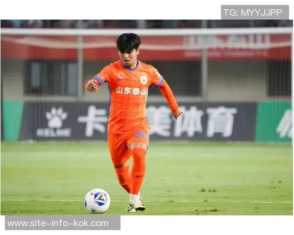 山东泰山B队彭啸荣膺本赛季中乙联赛最佳青年球员称号