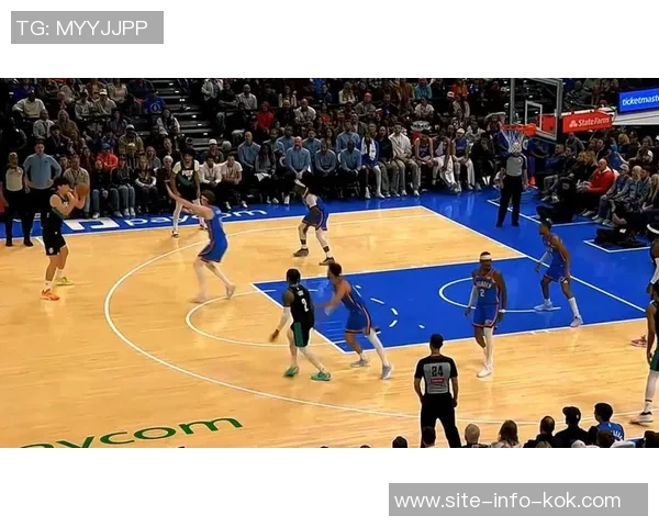 杨瀚森第三节精彩表现进攻掩护三分造犯规并成功盖帽单节贡献7分