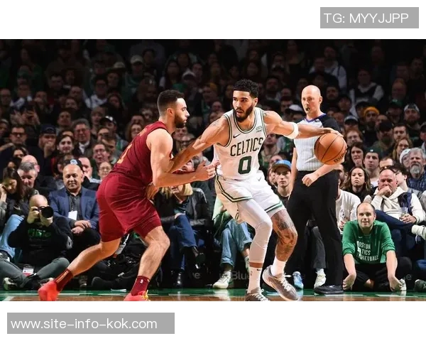 主场迎战绿军哈克斯和米切尔缺席球队面临挑战