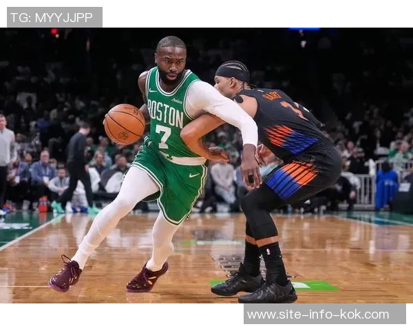 杰伦布朗称赞蒂尔曼表现出色末节发挥堪称现象级的全能球员