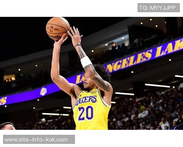 火箭半场领先鹈鹕小史密斯表现出色阿门贡献稳定普尔状态低迷